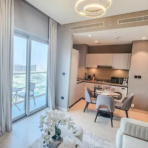 By Latinem Luxury 1br Cvr A1410 Near Burj Khalifa دبي
